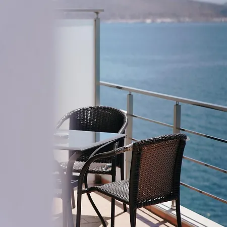 Jaroal Hotel 4*