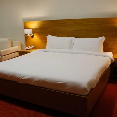 Jaroal Hotel