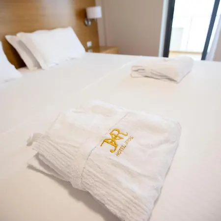 Jaroal Hotel Sarande