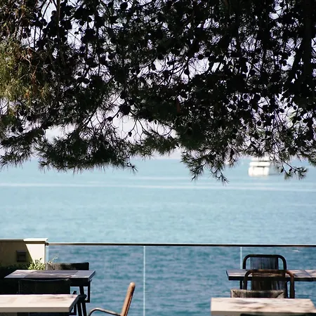 Hotel Jaroal Sarande