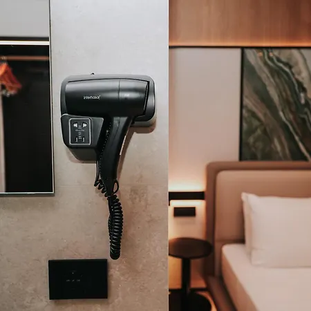 Jaroal Hotell 4*