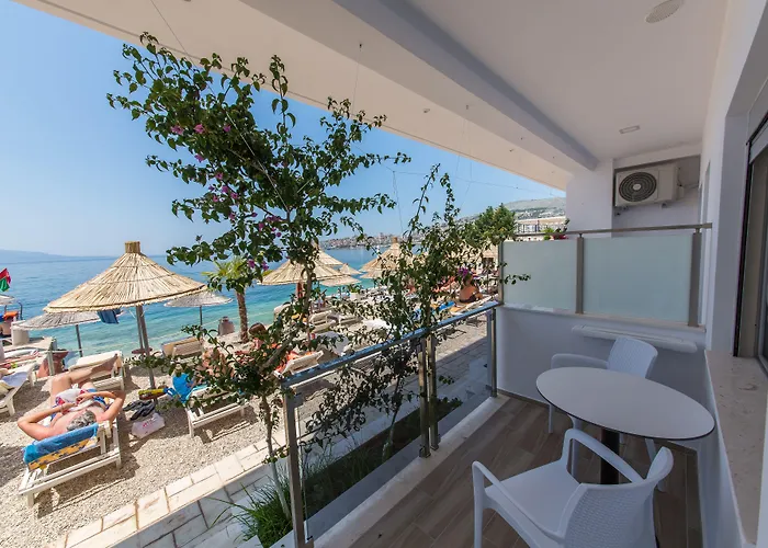 酒店 亚若奥酒店 Sarandë